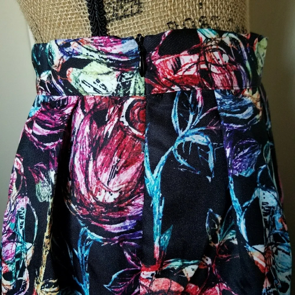 3 Small LEFT Multicolored abstract flower print NWT Paris floral
